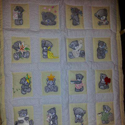 Teddy Bear quilt with machine embroidery design